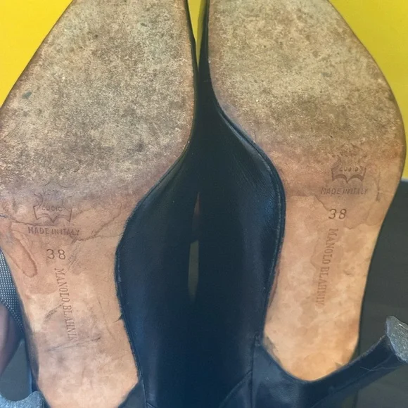 Manolo Blahnik Black Leather Ankle Boots 8/38 - Picture 5 of 6